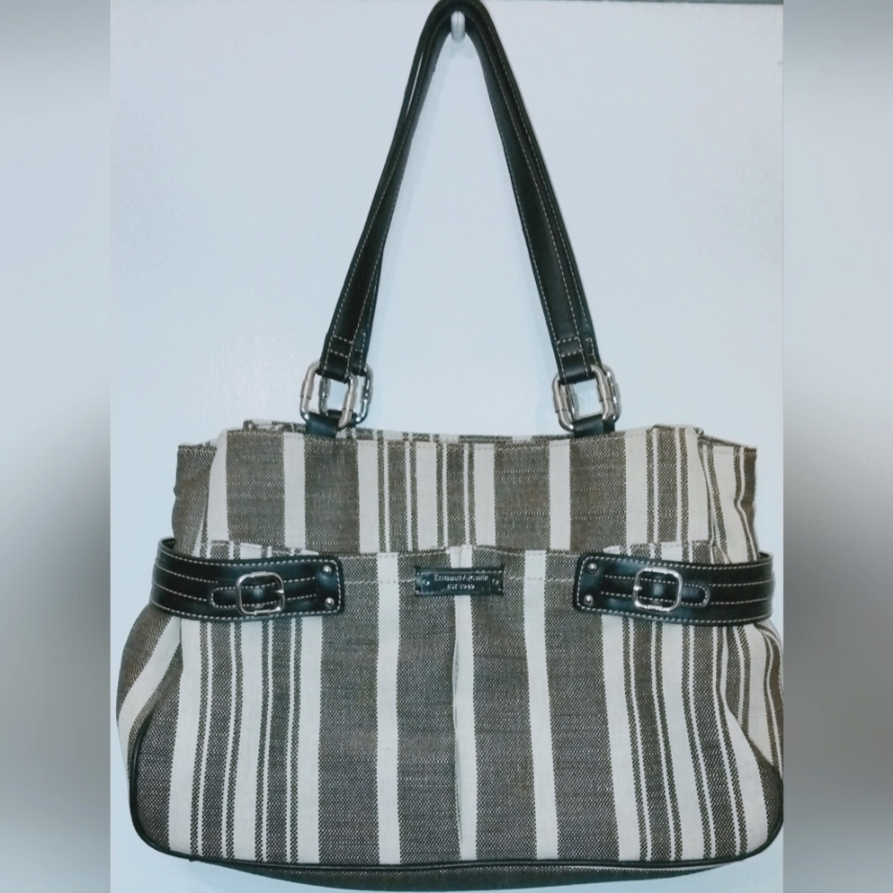 Etienne Aigner Brown and pre-owned tote bag. Like new!!!
